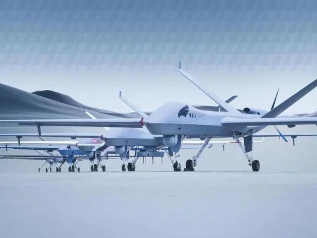 翼龙-X等20余型国产军用无人机亮相航展，，，，，，，，无人机协同系统日益完整